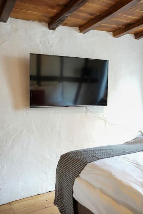 Charmante Fachwerk Wohnung Mit Terrasse In Der Altstadt 코블렌츠 외부 사진
