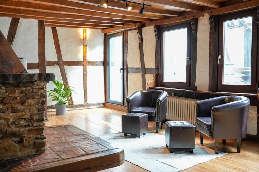Charmante Fachwerk Wohnung Mit Terrasse In Der Altstadt 코블렌츠 외부 사진