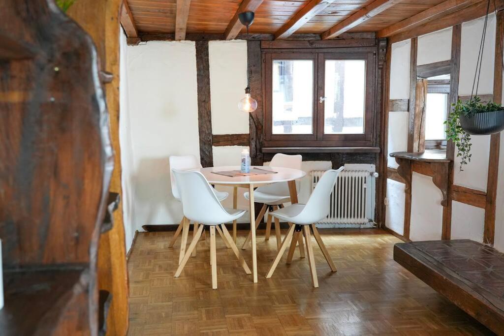 Charmante Fachwerk Wohnung Mit Terrasse In Der Altstadt 코블렌츠 외부 사진